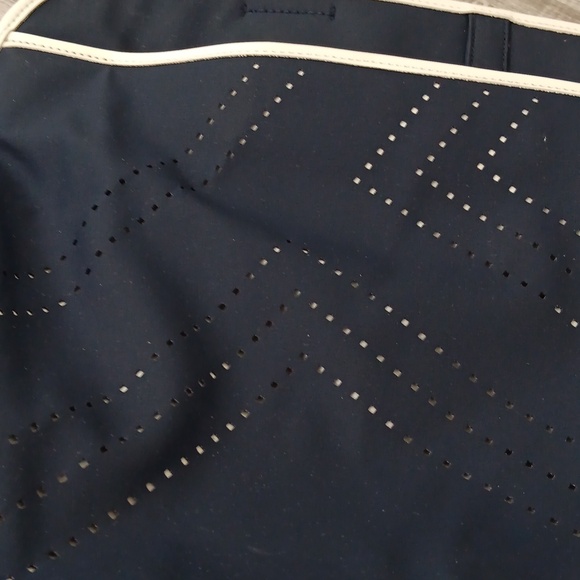 TORY SPORT..CONVERTIBLE PERFORATED T-TENNIS TOTE.. - Picture 4 of 11